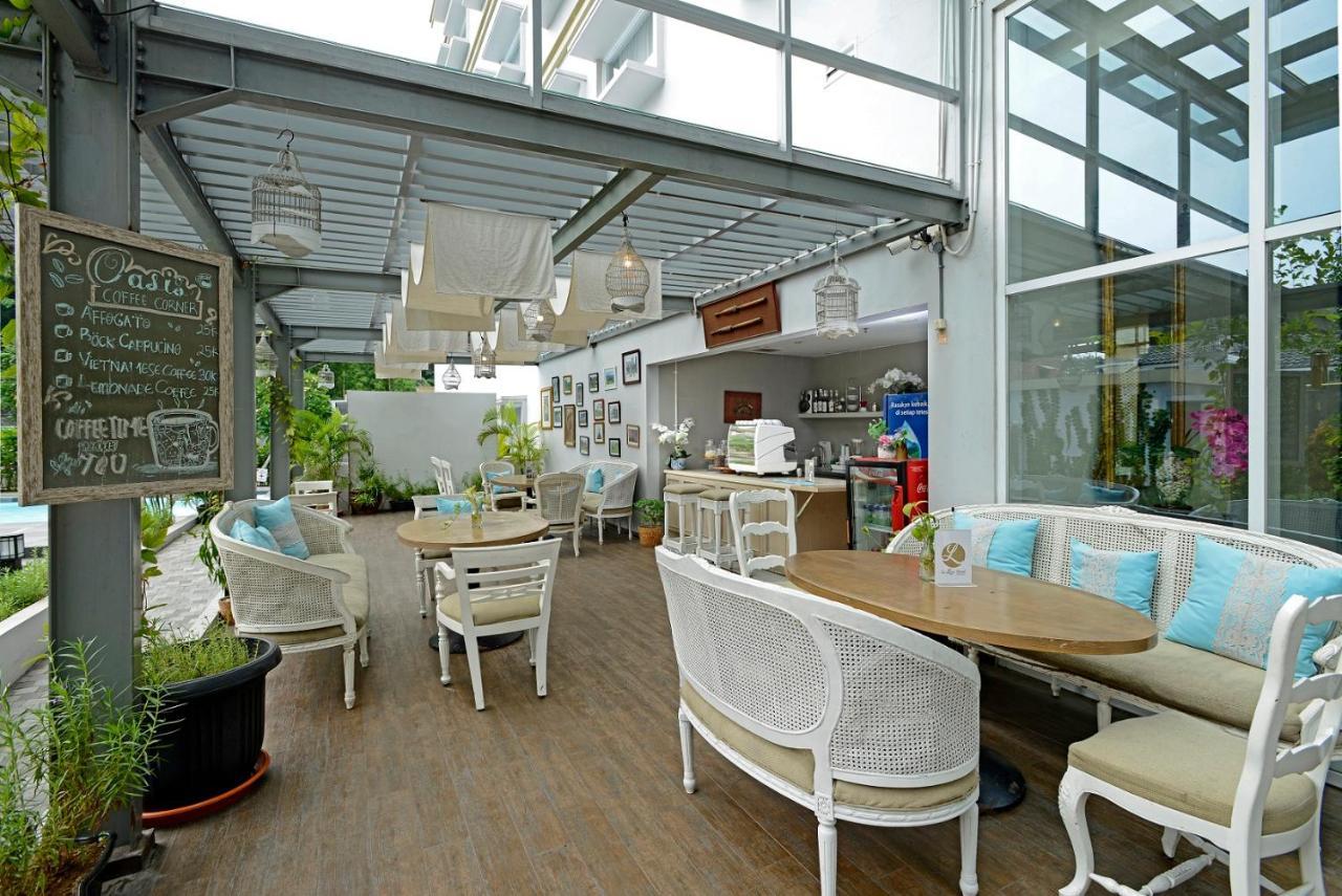 La Lisa Hotel Surabaya Exterior photo